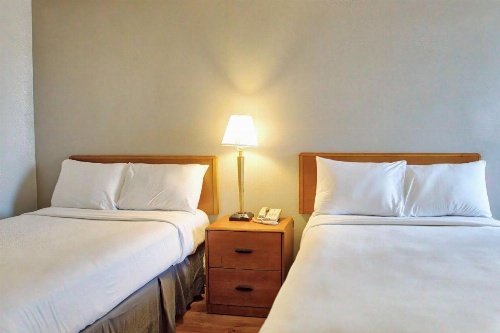 Motel 6 Buffalo Airport image 22
