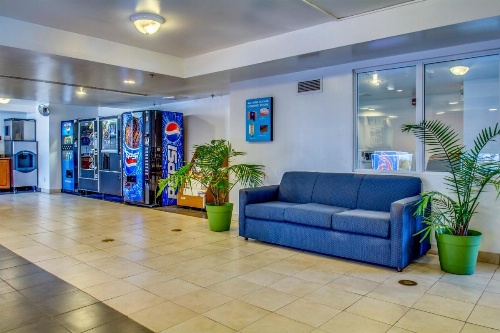 Motel 6 Buffalo Airport image 24